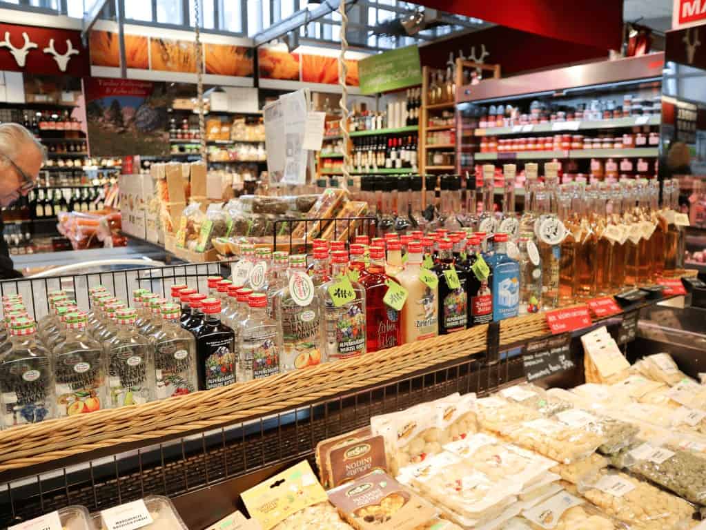 Shoppen in de Martkhalle Innsbruck