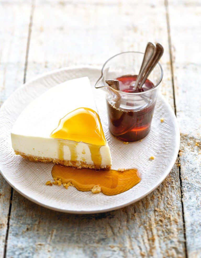 Witte chocolade cheesecake met whiskysiroop