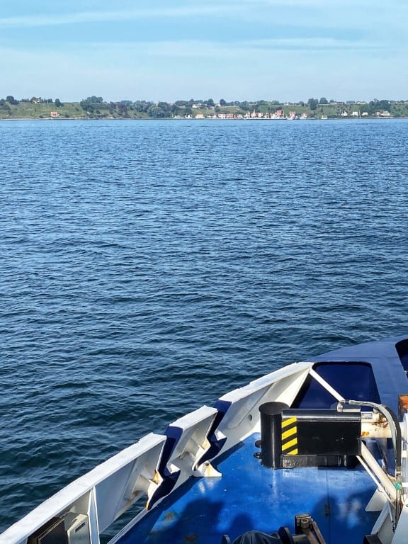 met de boot naar eiland Ven